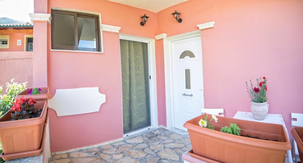 Efi Apartments Agios Gordios  Exterior photo