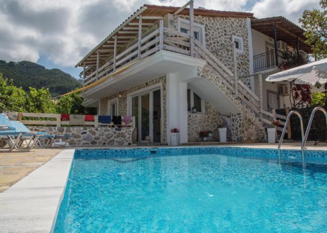Efi Apartments Agios Gordios  Exterior photo