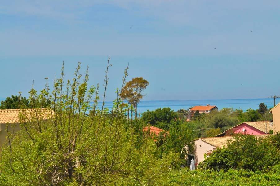 Efi Apartments Agios Gordios  Exterior photo