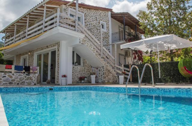 Efi Apartments Agios Gordios  Exterior photo
