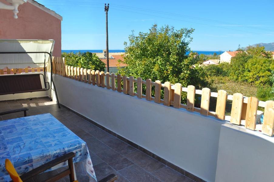 Efi Apartments Agios Gordios  Exterior photo